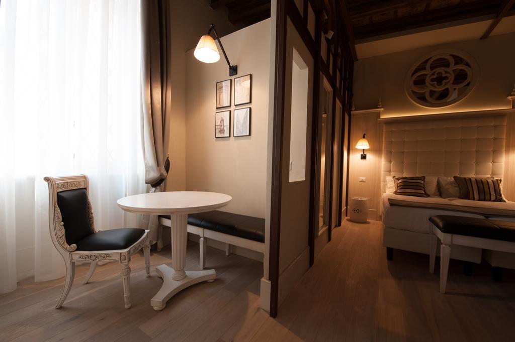 Residenza Bonifacio - Adults Only Hotel Verona Luaran gambar