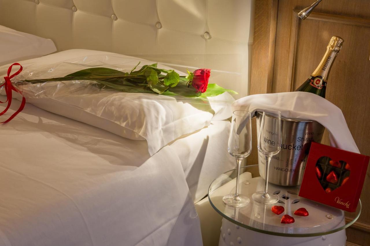 Residenza Bonifacio - Adults Only Hotel Verona Luaran gambar